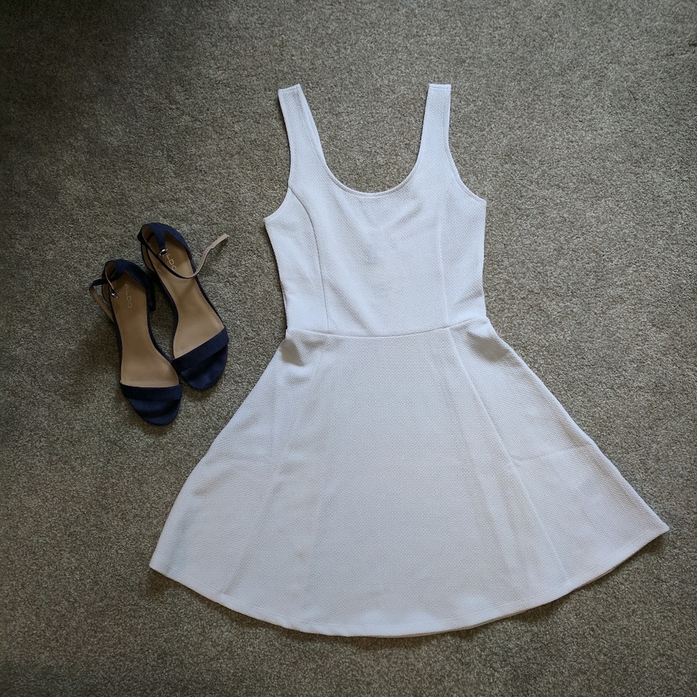 NWT H&M White Flared Sun Dress 4