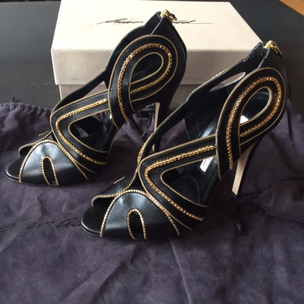 BRIAN ATWOOD Peeptoe "Lima Sandals" Size 38