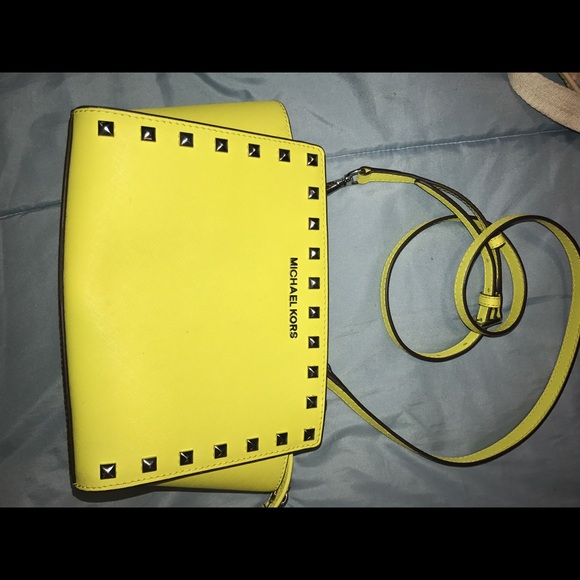 Michael Kors purse - Picture 2 of 2