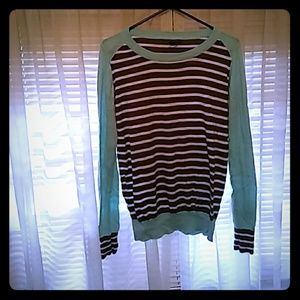 Long sleeve crew neck stripped sweater
