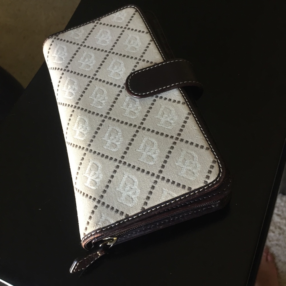 Dooney and Bourke canvas wallet.