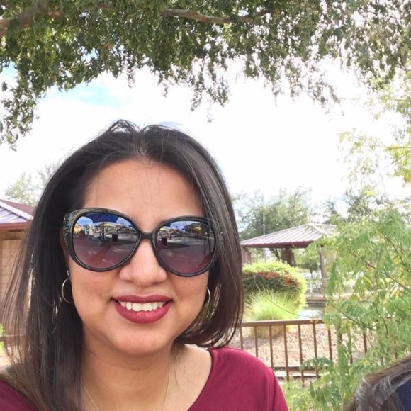 Meet your Posher, Lineth - Picture 1 of 1