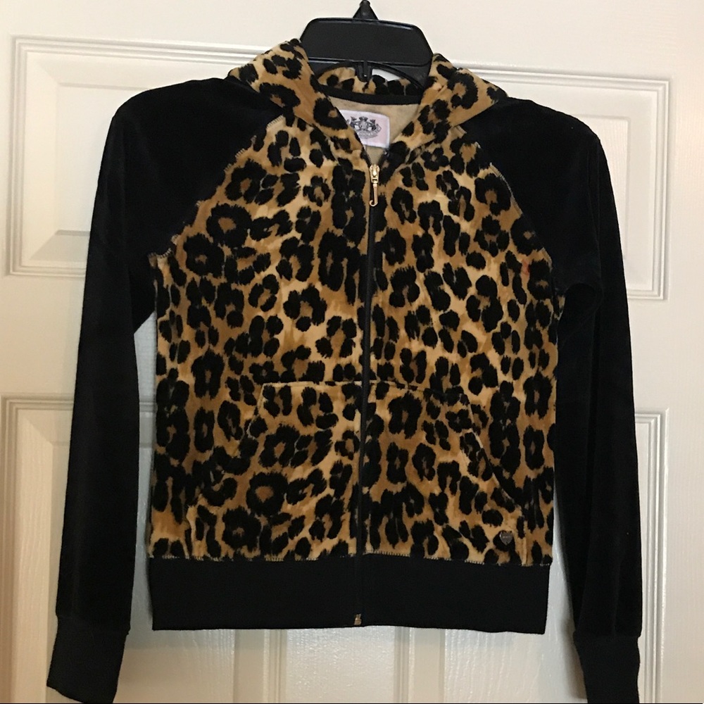 Matching Juicy leopard velour jacket & skirt