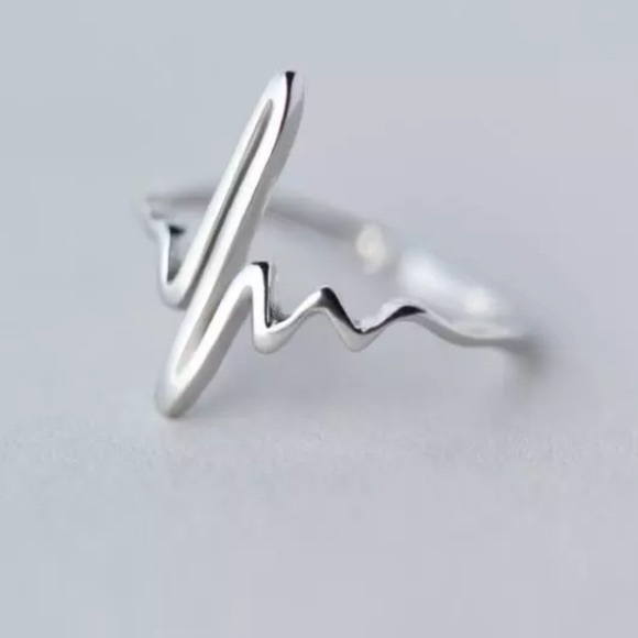 Delilah Jewelry - SOLD Beat Ring