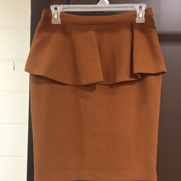 Mm couture skirt - Picture 2 of 3