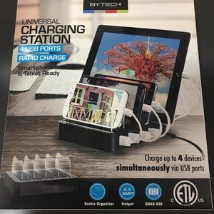 Universal Charging Station