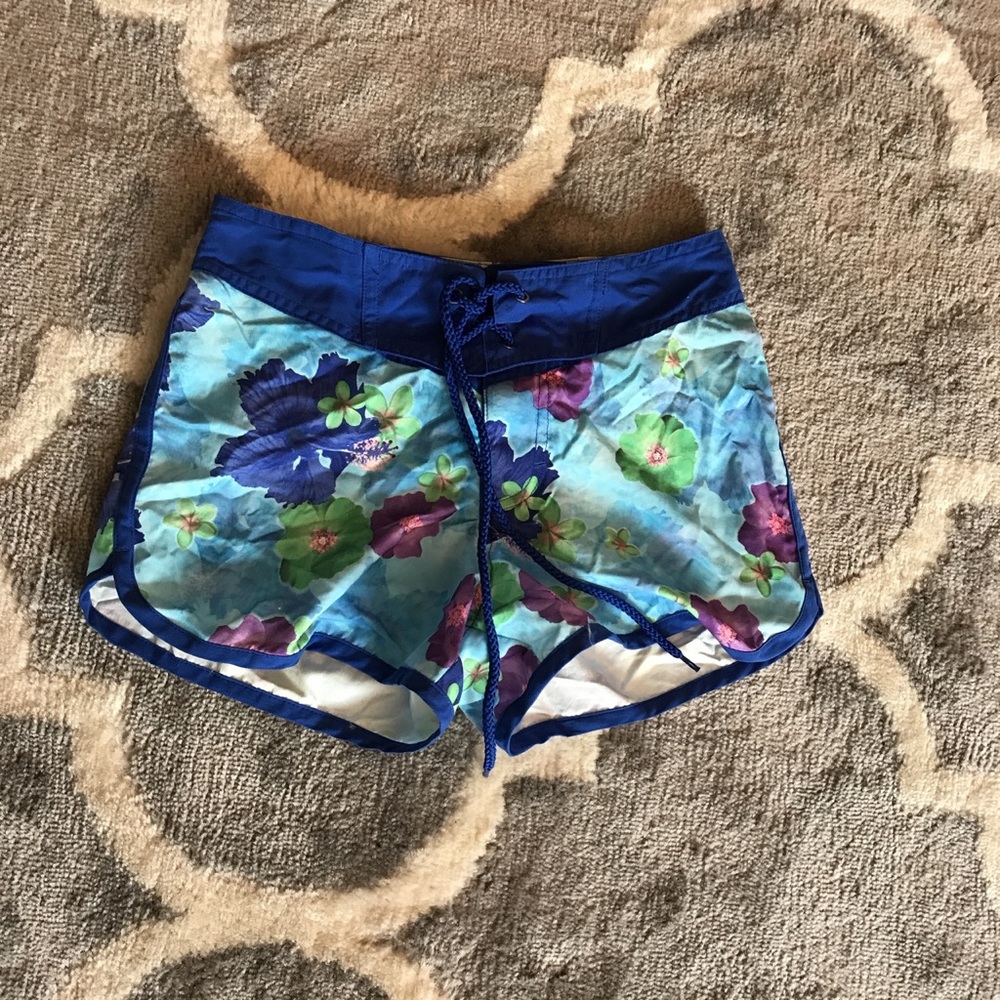 y2k 90s vintage Extreme Limit floral beach shorts