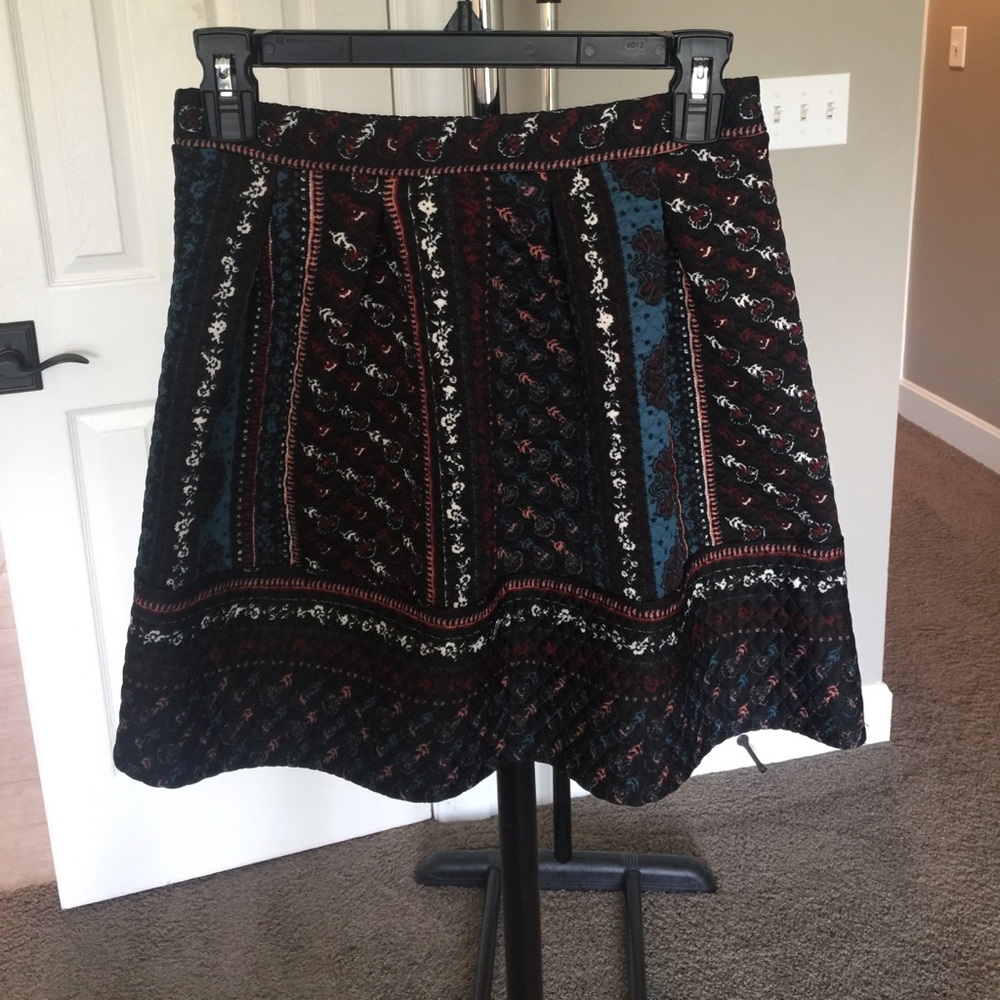 High Waisted Patterned Skirt