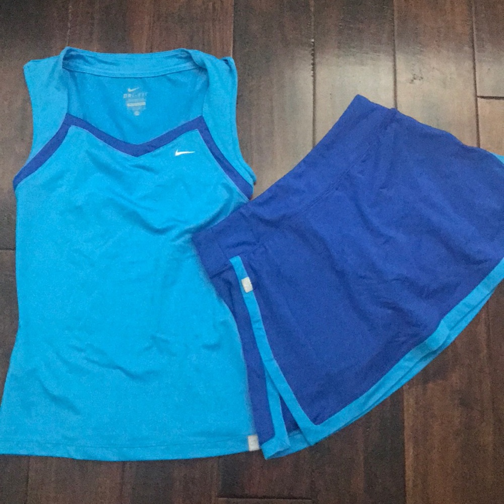 Nike dri- fit set