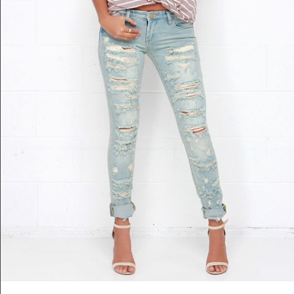Blank NYC Super Distressed Light Wash Skinny Jeans - Picture 5 of 5