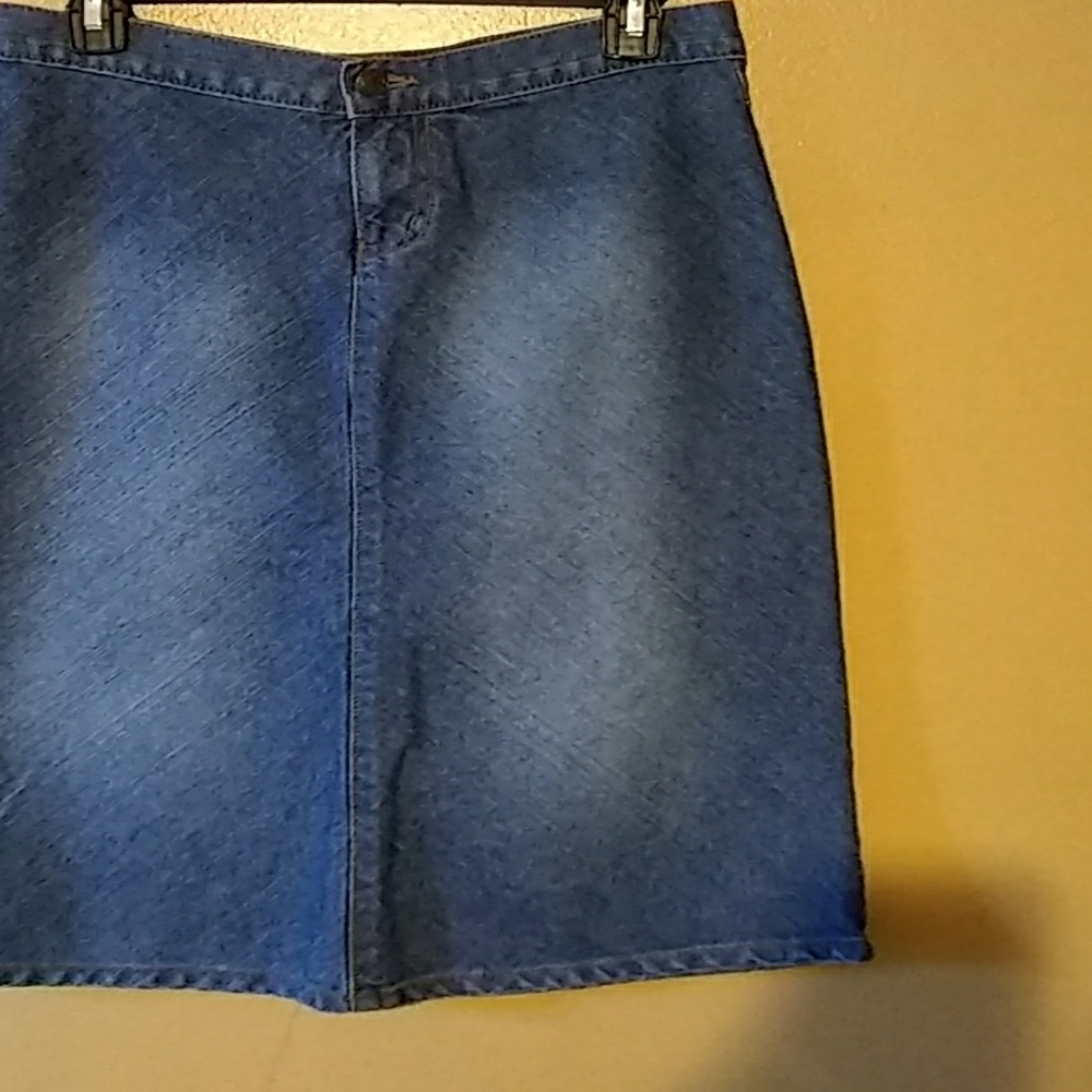 Denim skirt