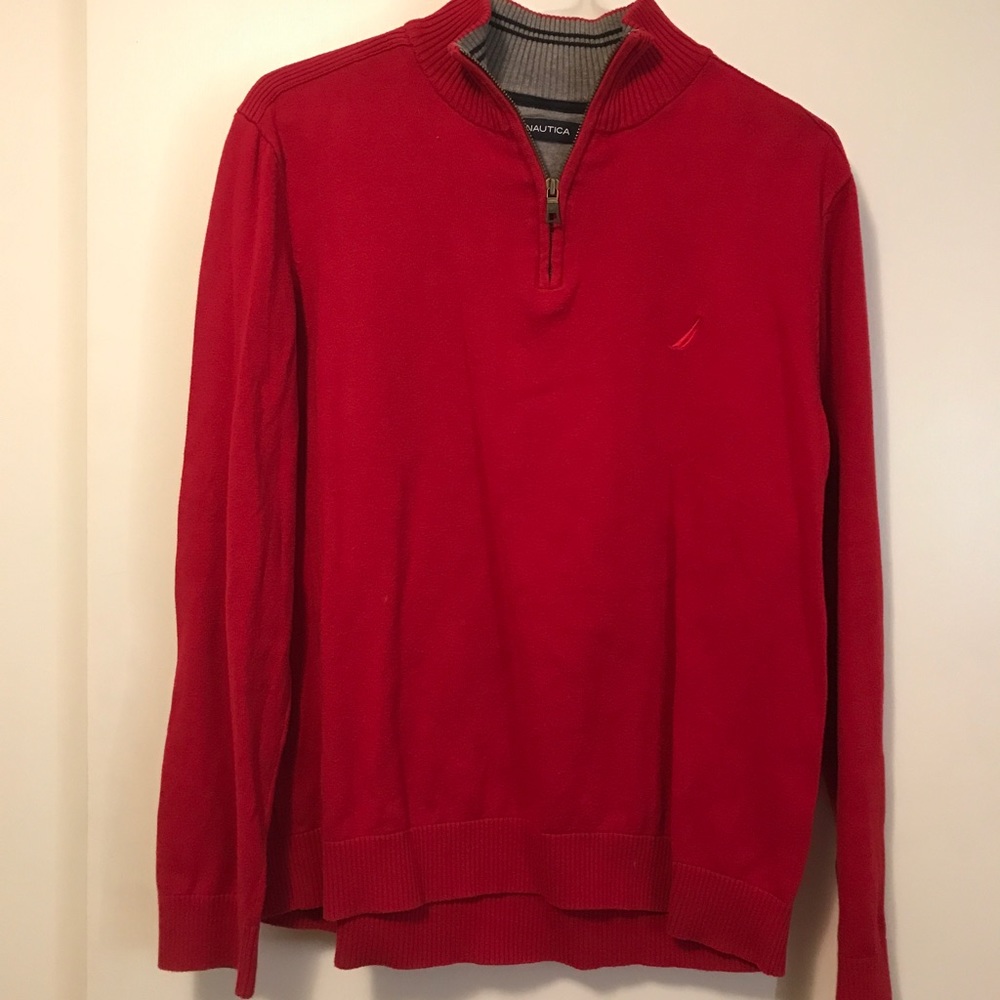Nautica pull-over.