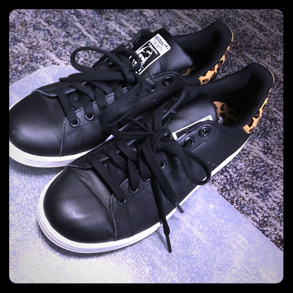 Stan Smith sneakers in black