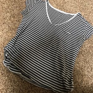 American Eagle Favorite Tee