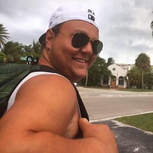 Meet your Posher, Gio