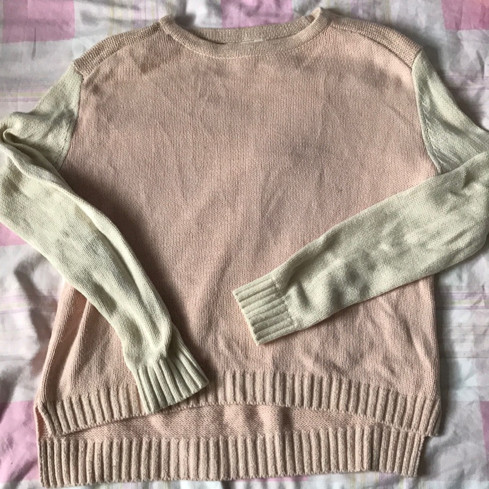 Cute knit sweatshirt
