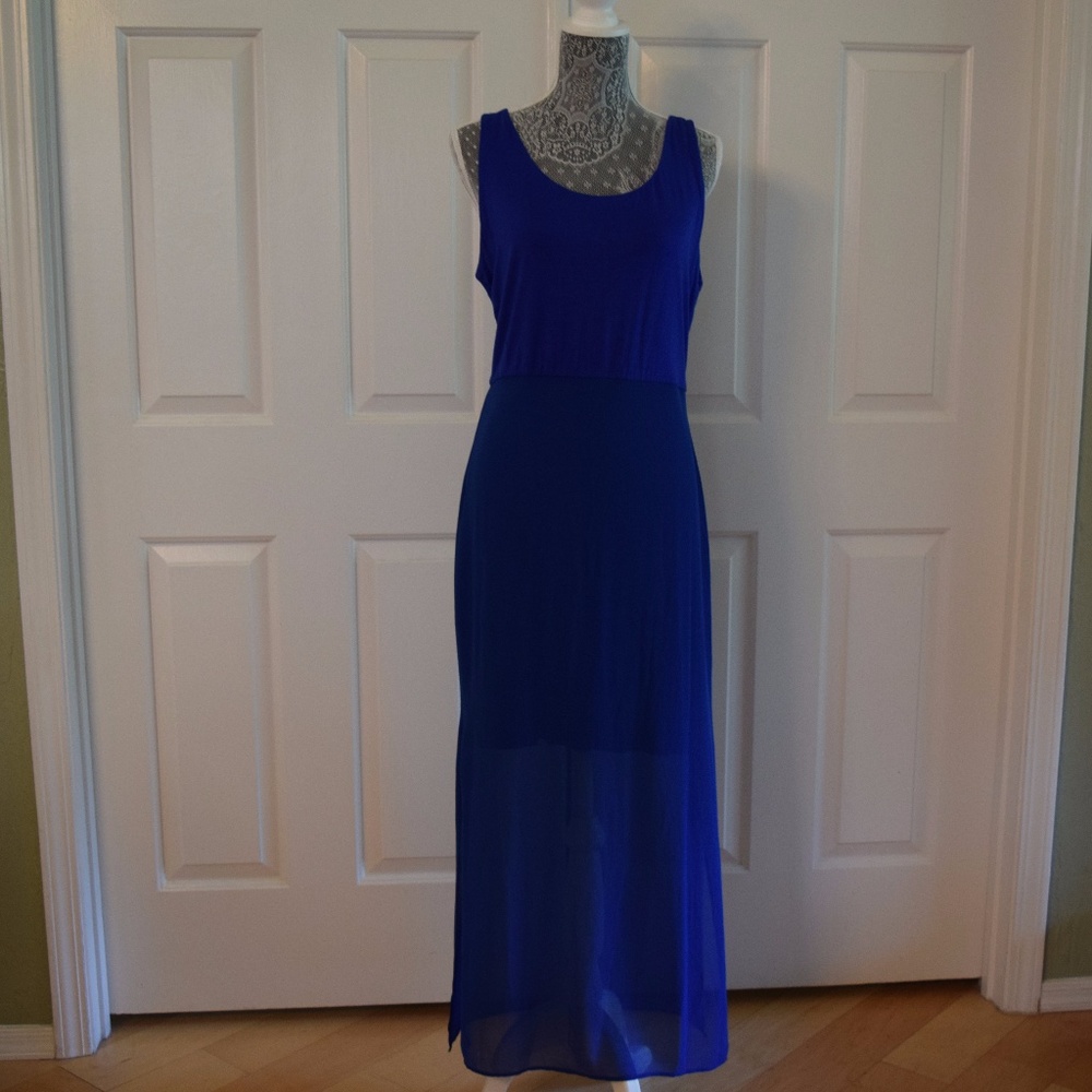 NWT Blue Maxi Dress Size Petite Medium
