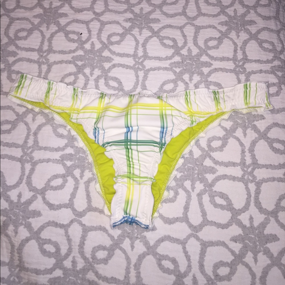 Hurley Ruffle Bathing Suit Bottom ✨Brand New✨