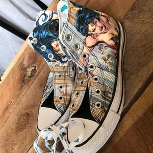 Wonder Woman Converse