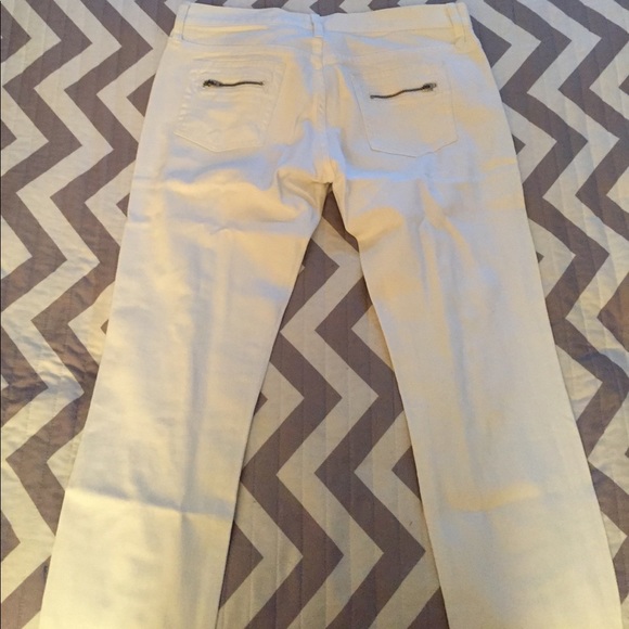 Victoria's Secret London Jeans. Cropped, size 6 - Picture 4 of 4