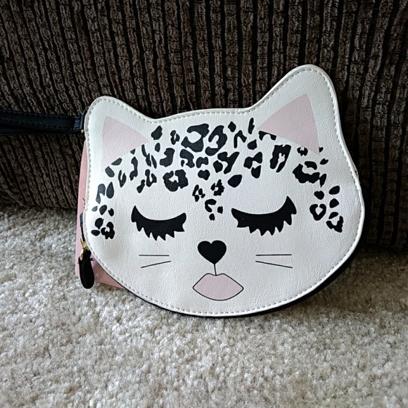 Betsey Johnson Handbags - ❣️Sale - Limited Time ❣️ Betsey Leopard Coin Purse