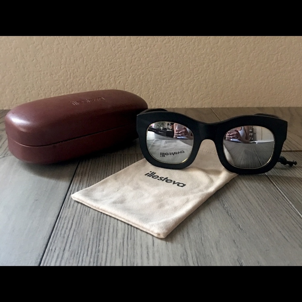 Authentic Iillesteva Hamilton Ring Sunglasses - image 1