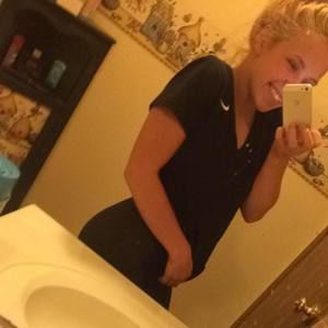 Meet your Posher, Abby