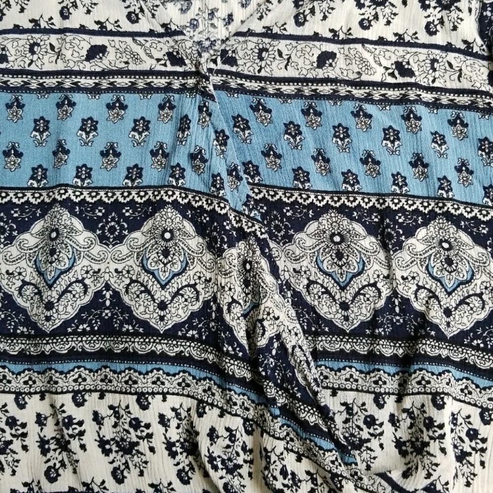 Blouse - Picture 3 of 3