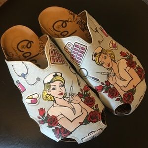 NEW Nurse clogs size 8!Cute for scrubs or off work