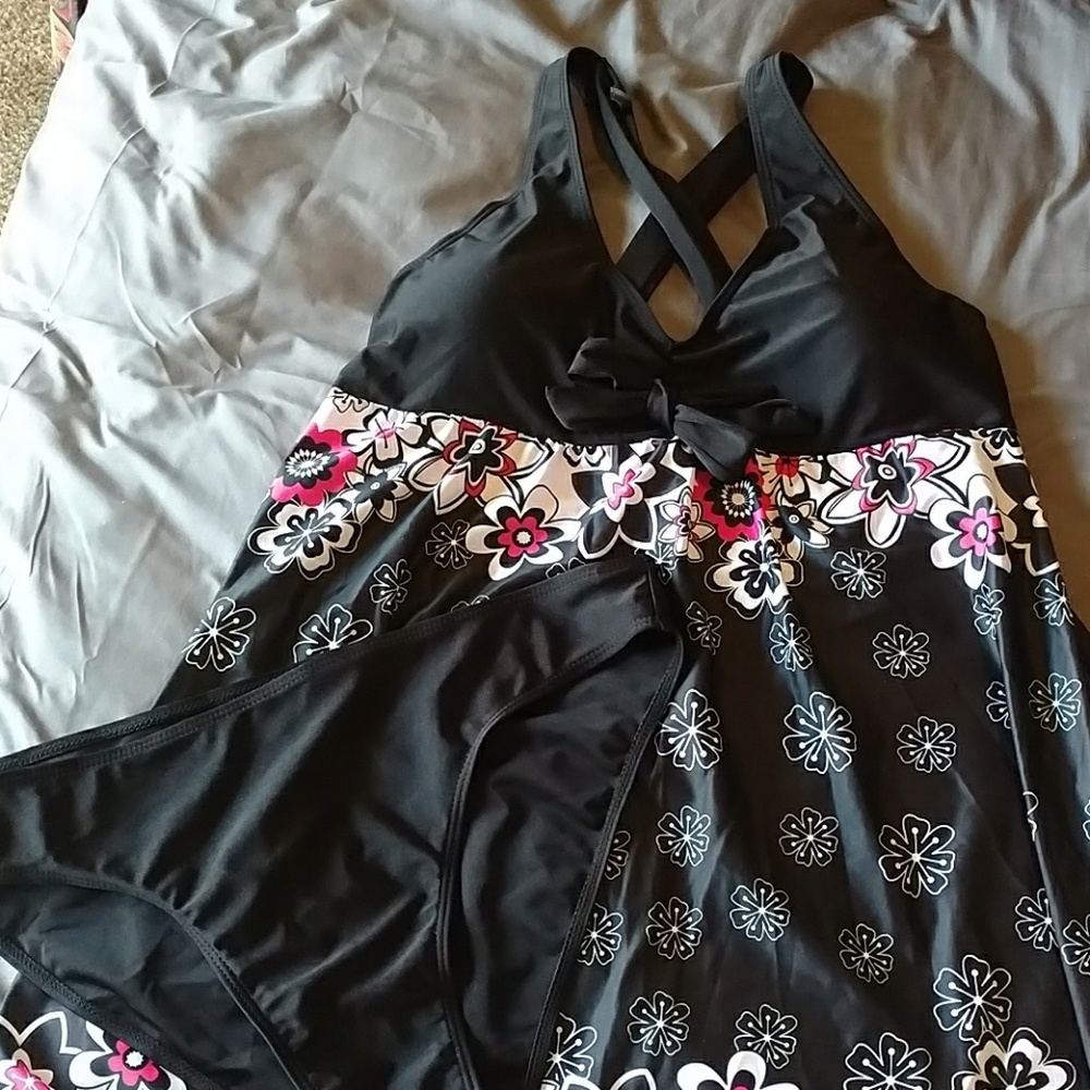 Swimsuit Dress: NWOT