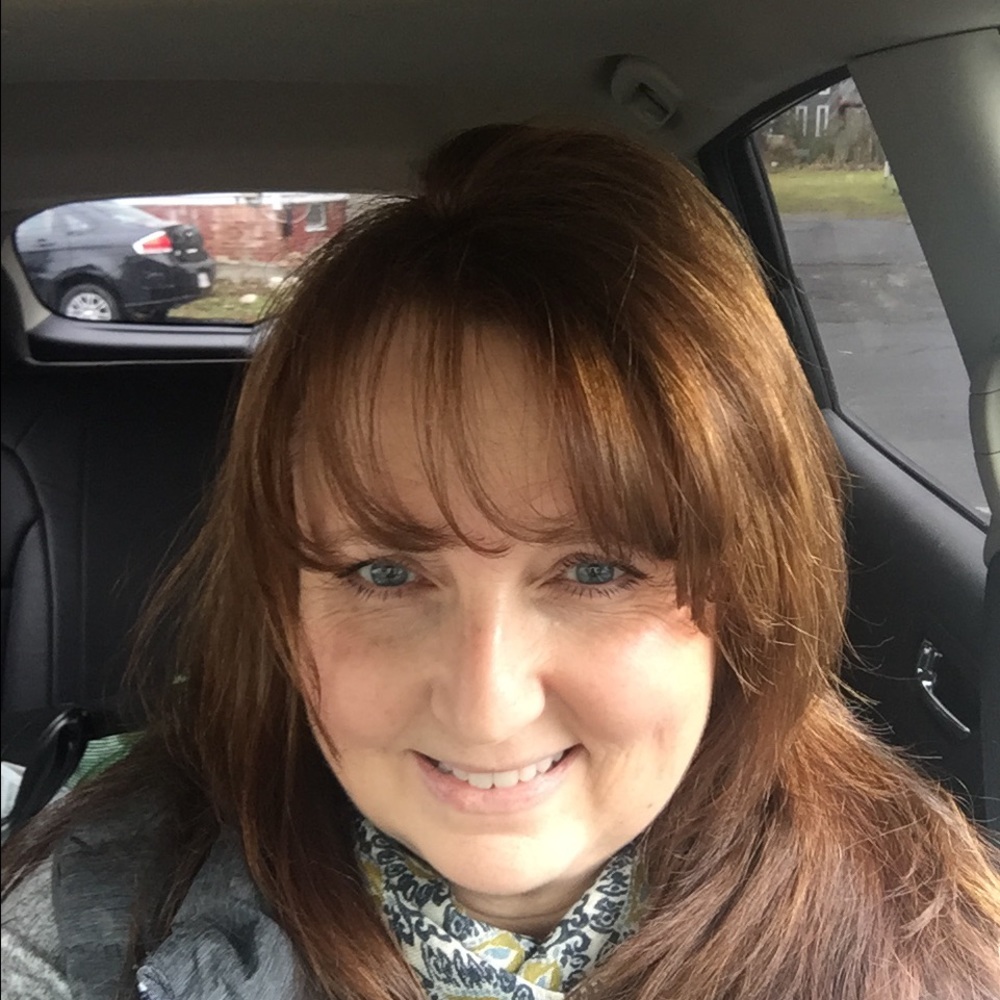 Meet your Posher, Leslee