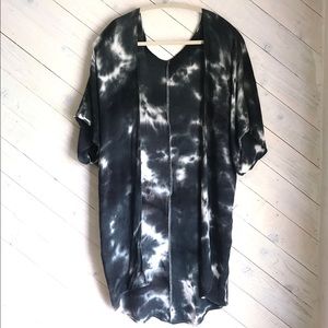 Navy Tie Dye Kimono