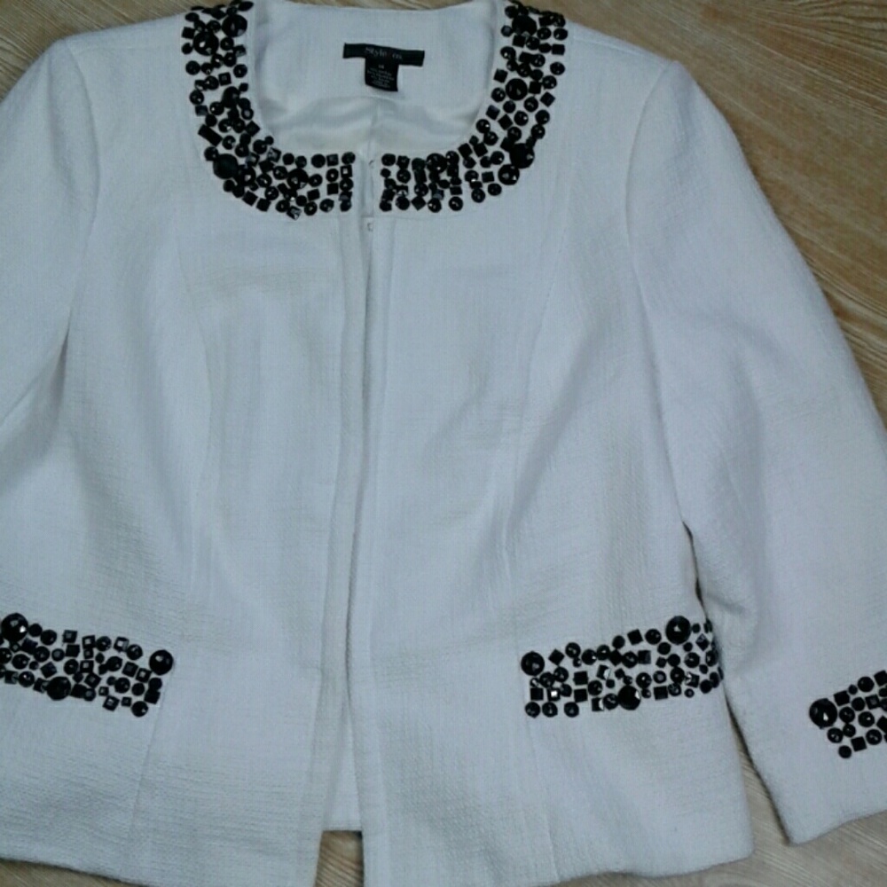 Style&co. White Blazer. Size 14
