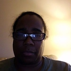 Meet your Posher, Dorcas