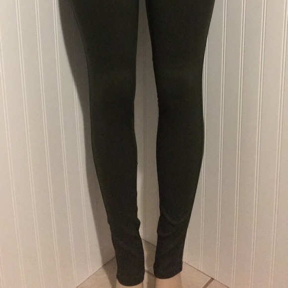 Pants - Picture 3 of 4