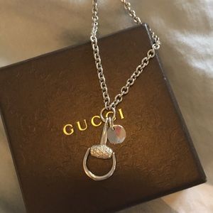 Gucci 18K White Gold Necklace with box