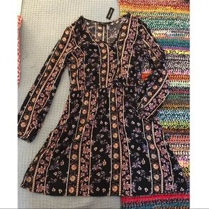 Long sleeve floral A-line mini dress