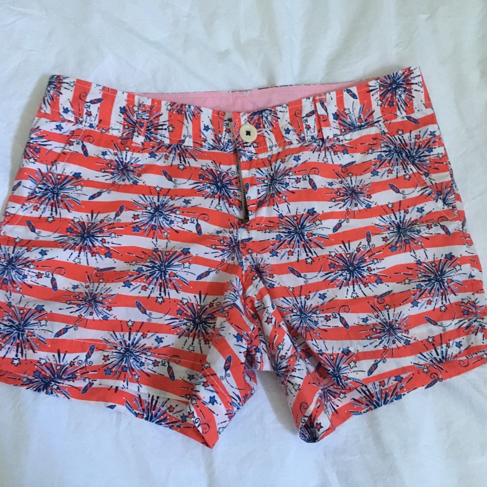 EUC Lilly Pulitzer She's a firecracker shorts, 6