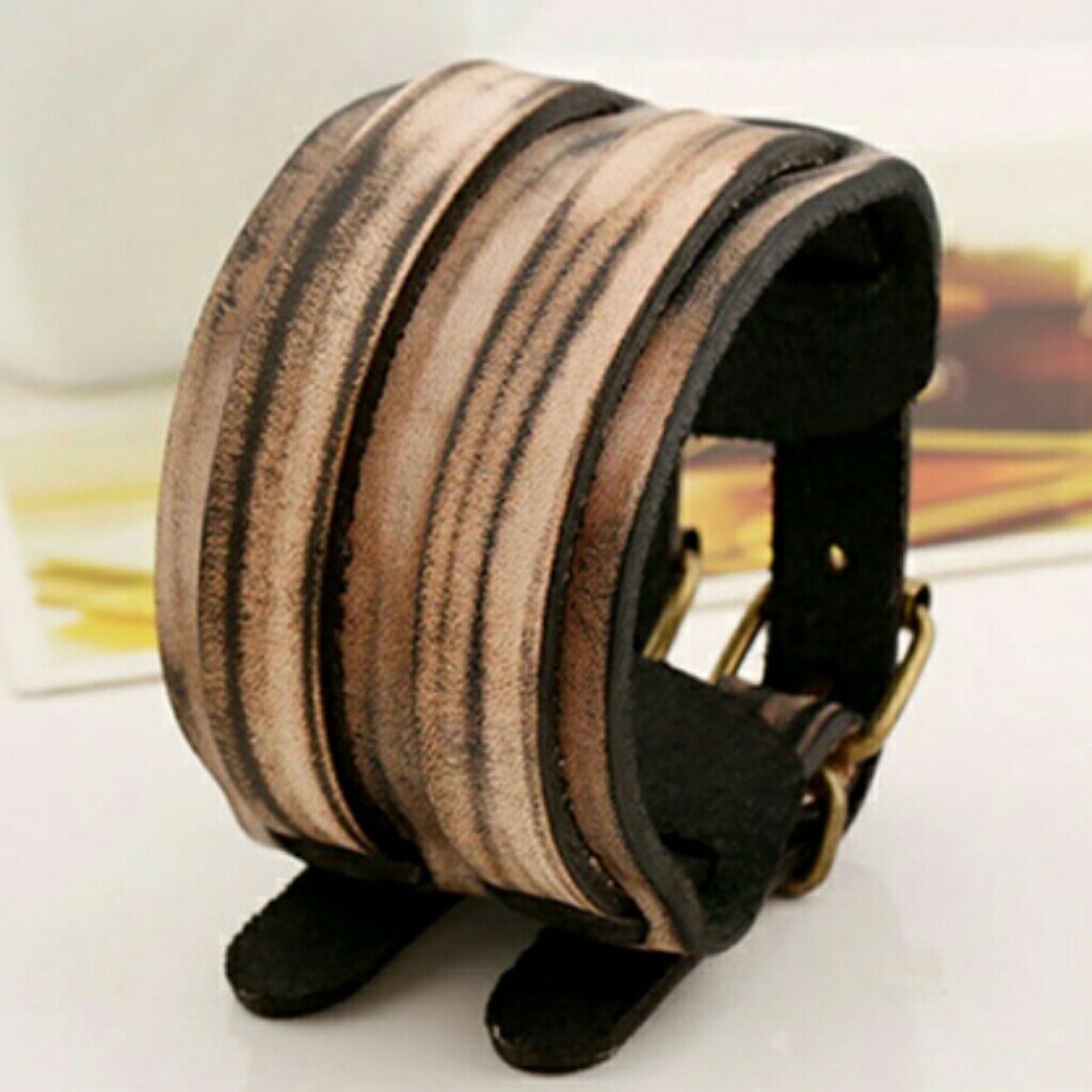 Men's casual leather cuff bracelet.