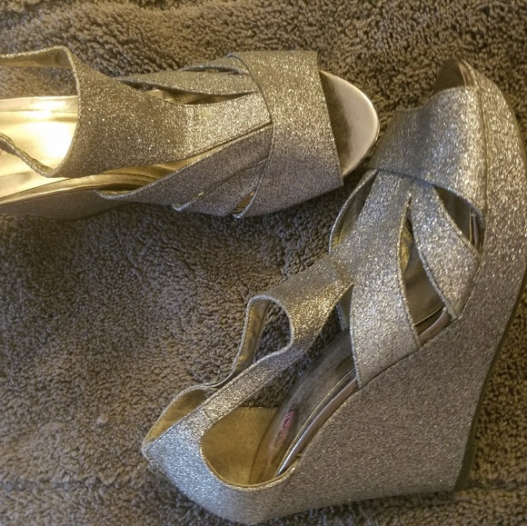 Size 11 wedges - Picture 2 of 2
