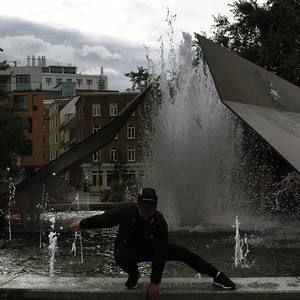 Meet your Posher, Daniel