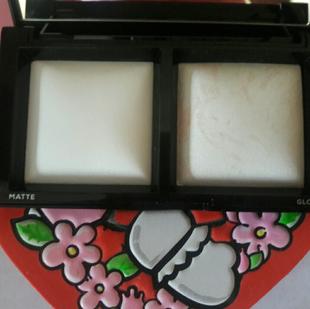 Invisible Light Transluscent Powder Duo