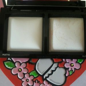Invisible Light Transluscent Powder Duo