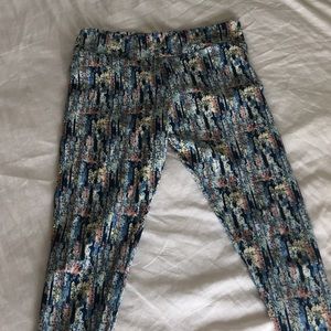 LuLaRoe tall and curvy leggings