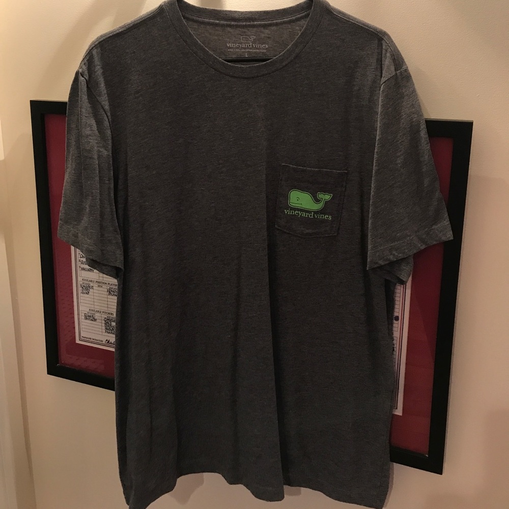 vineyard vines short sleeve- worn once!!!!