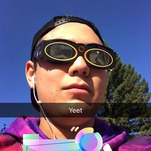 Meet your Posher, Alex