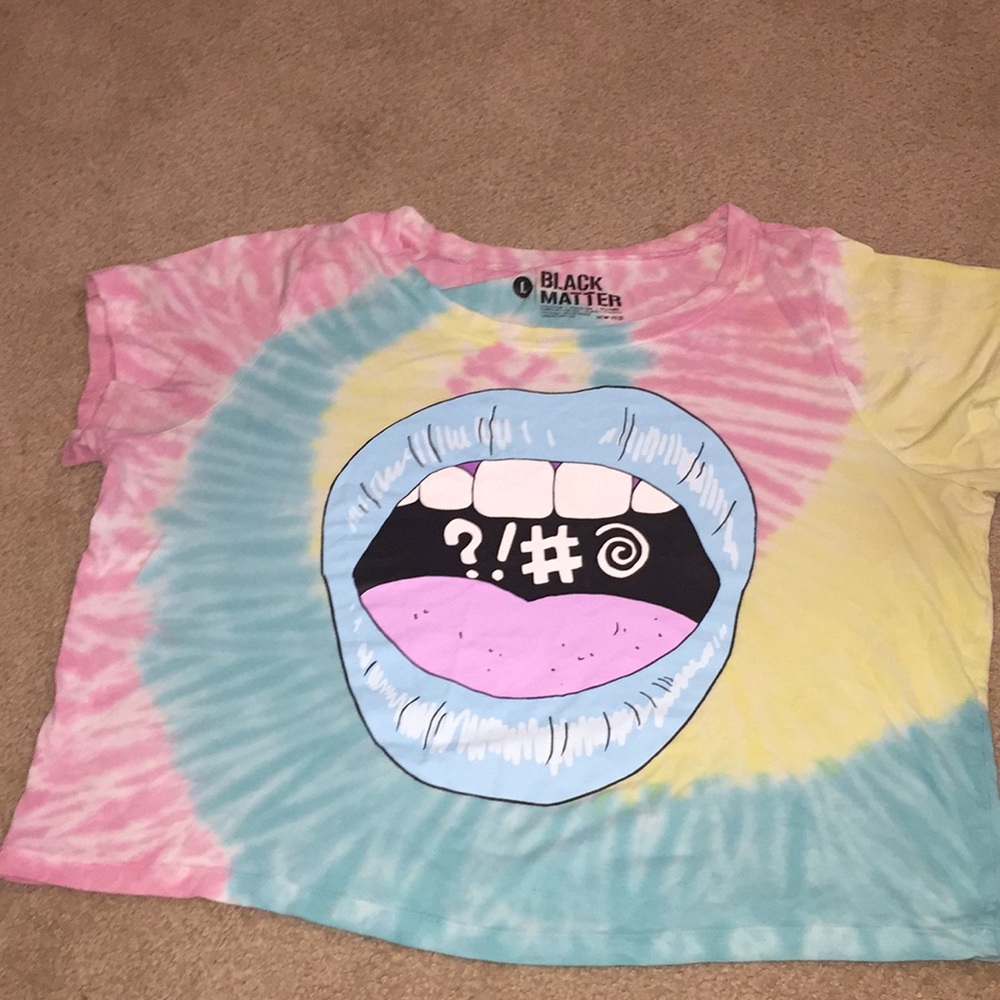 Hot Topic tie dye crop top