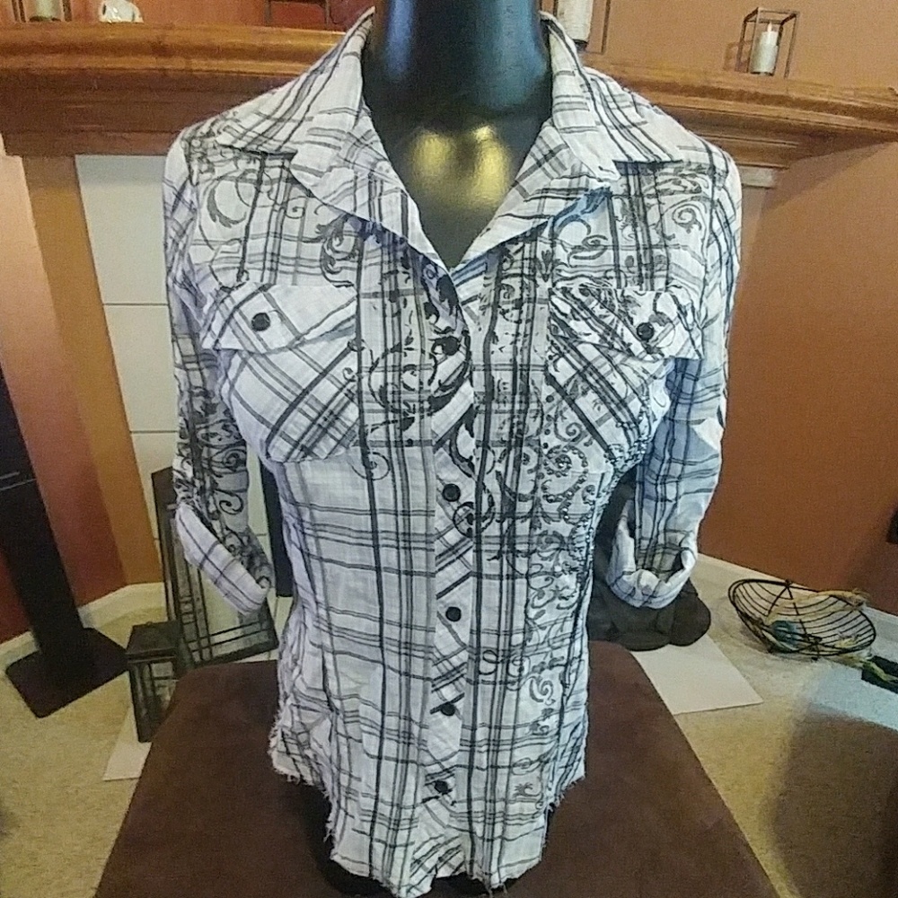 Day trip Blue and White button up shirt