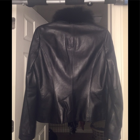 Leather jacket - Picture 2 of 6