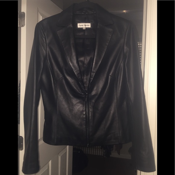 Leather jacket - Picture 3 of 6